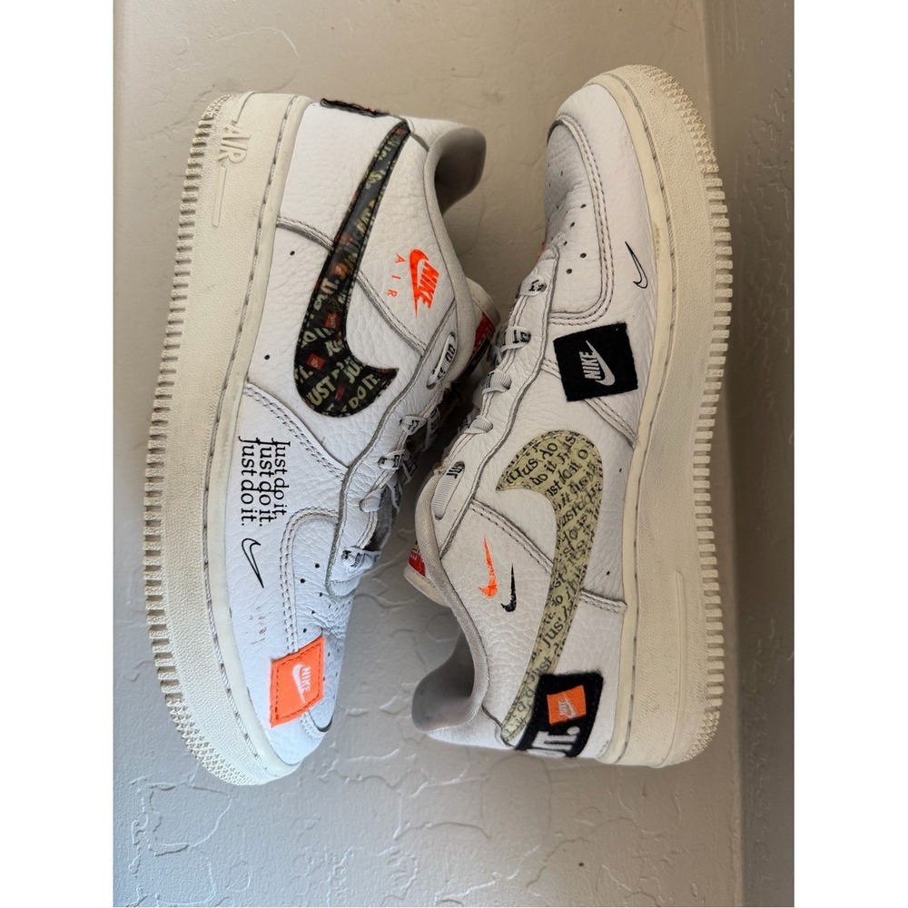 Nike Air Force 1 Low 'Just Do It' White (Big Kids/Youth 6Y / Women's 7.5) - Picture 9 of 11